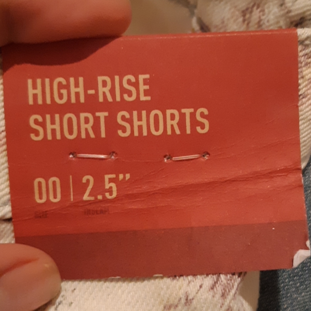 Mossimo High Rise Short - Picture 3 of 6
